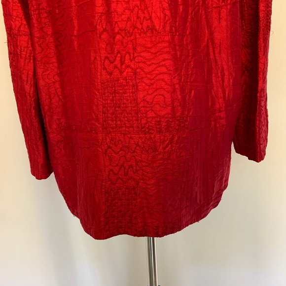 Chico’s Red Silk Embroidered Jacket Size 1 (S/M) - Picture 8 of 8